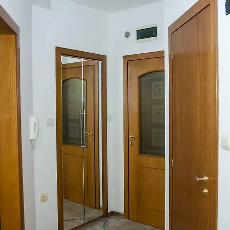 Leisurely By The Sea Garden 1-bdr By Flat Mаnager Apartment Varna